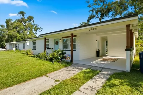 2004 E Broad Street Tampa FL 33610