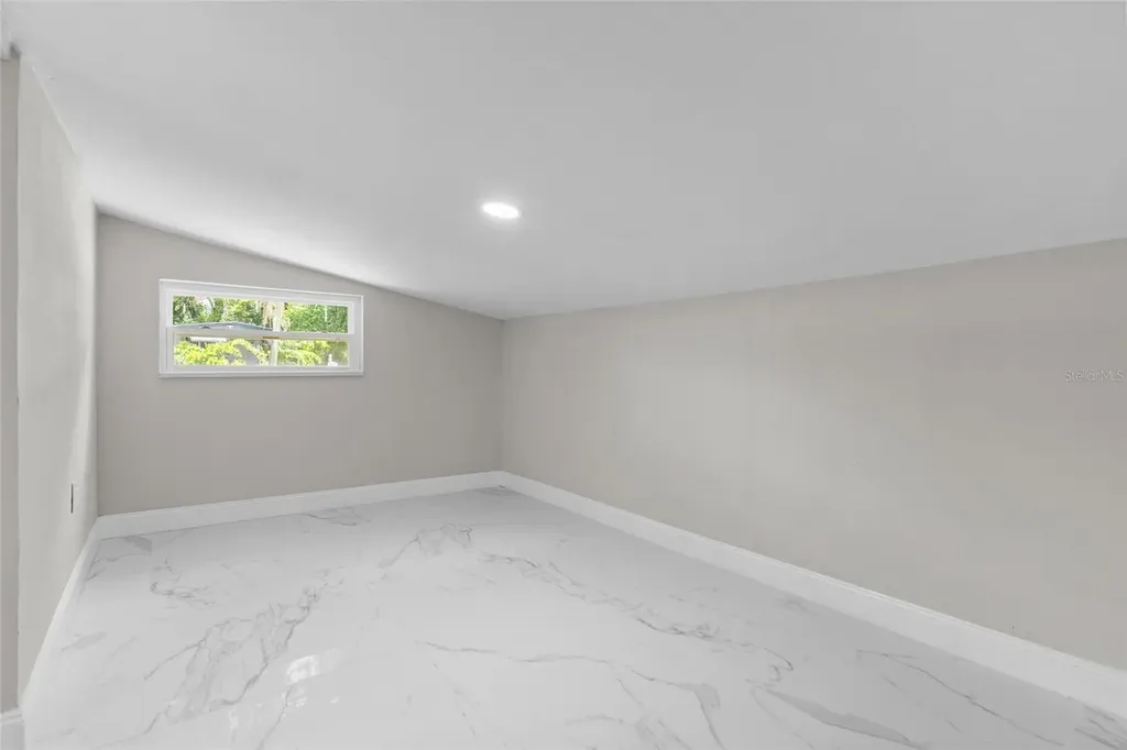1375 Lake Drive Casselberry FL 32707