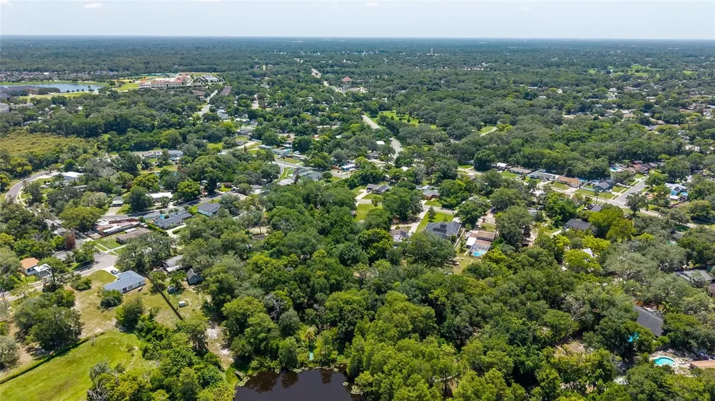 1375 Lake Drive Casselberry FL 32707