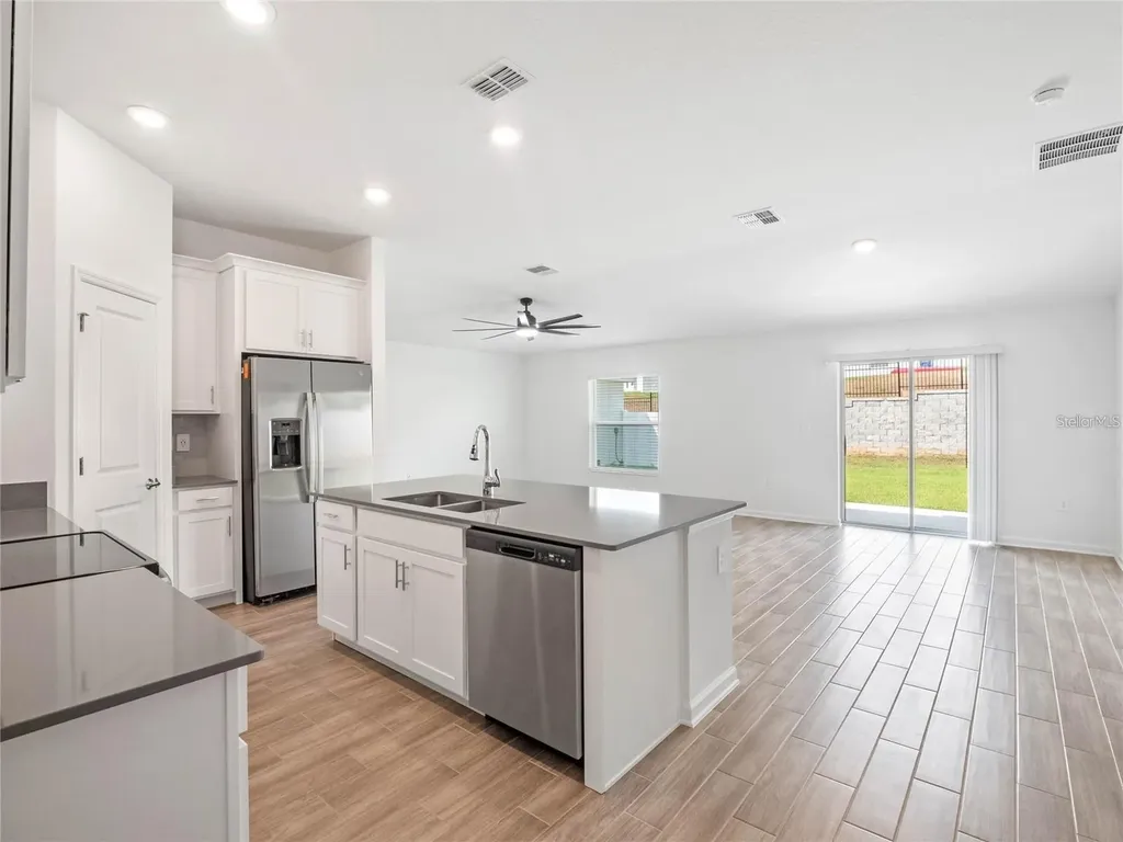 1774 Perch Hammock Loop Groveland FL 34736