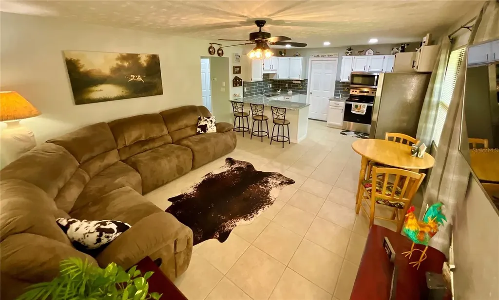 468 28th Way Melrose FL 32666