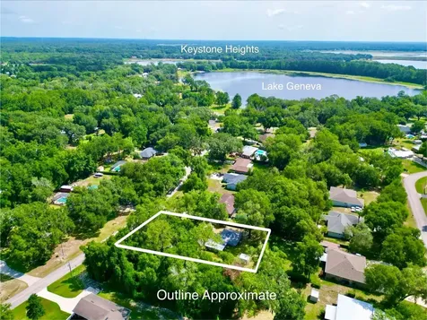 468 28th Way Melrose FL 32666