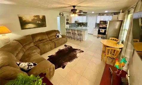 468 28th Way Melrose FL 32666