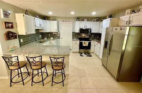 468 28th Way Melrose FL 32666