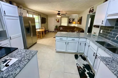 468 28th Way Melrose FL 32666