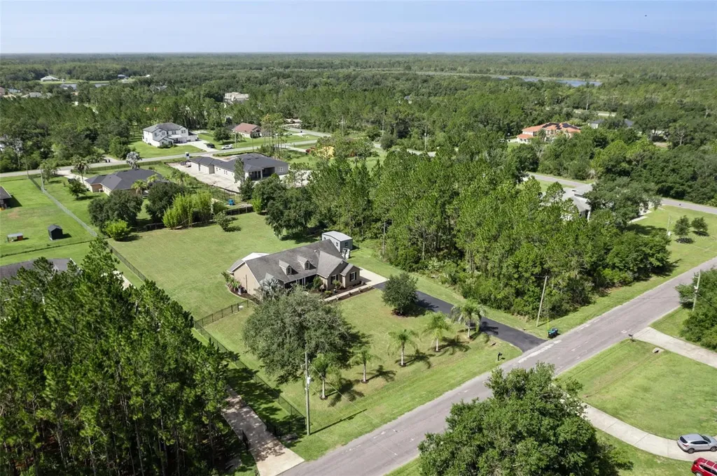 19204 Paddock Street Orlando FL 32833