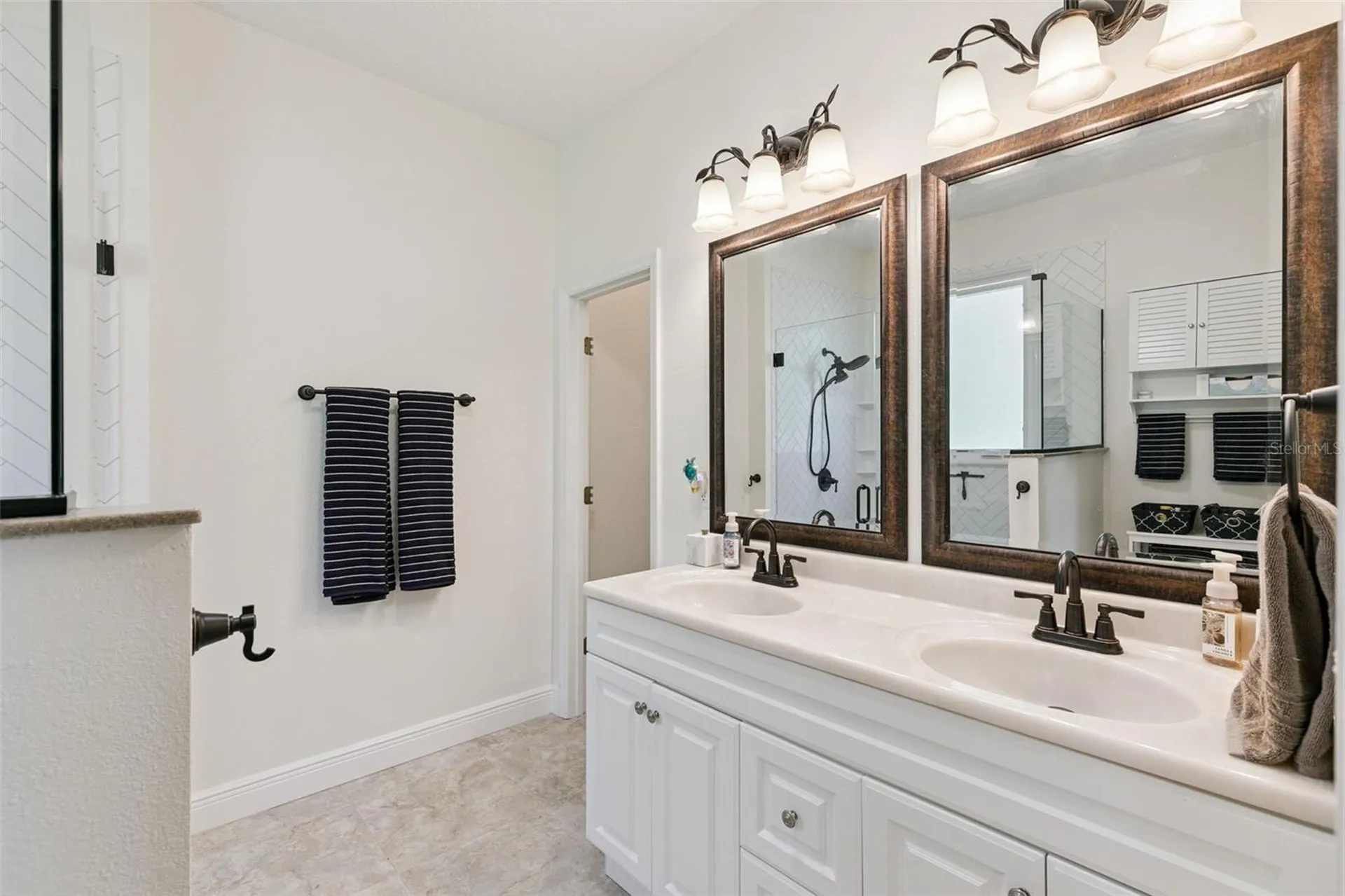 19204 Paddock Street Orlando FL 32833