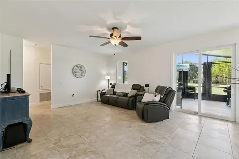 19204 Paddock Street Orlando FL 32833