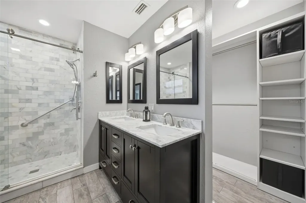 1901 Briarwood Street Dunedin FL 34698