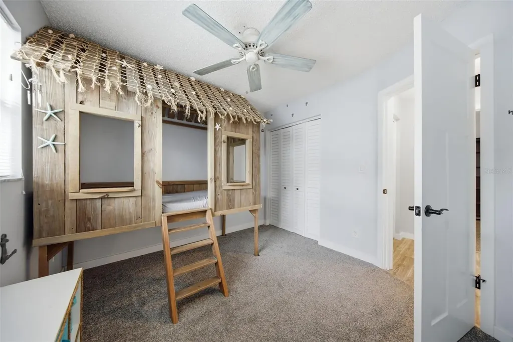 1901 Briarwood Street Dunedin FL 34698