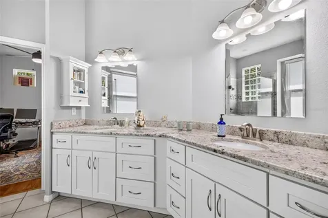 10737 Ayrshire Drive Tampa FL 33626