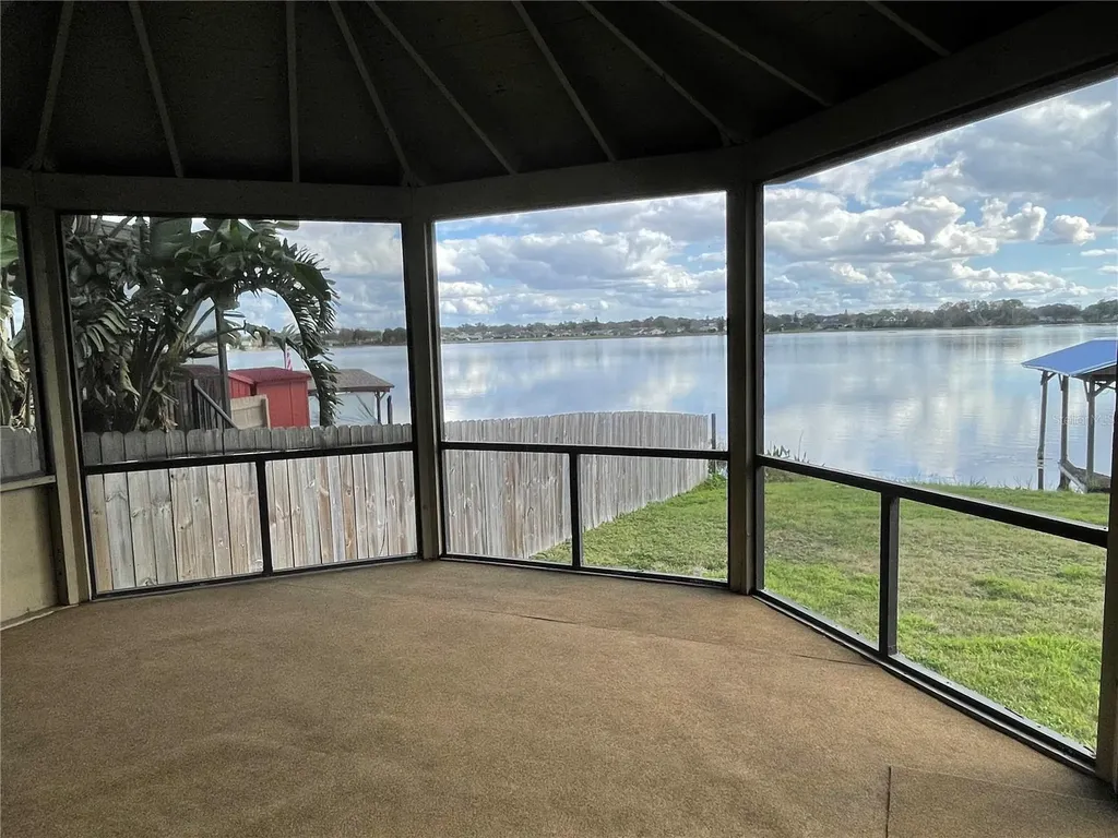 687 Lake Dexter Circle Winter Haven FL 33884
