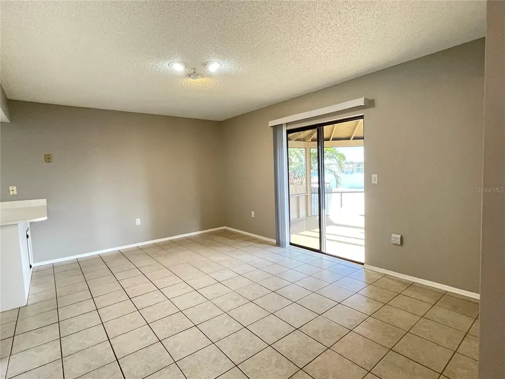687 Lake Dexter Circle Winter Haven FL 33884