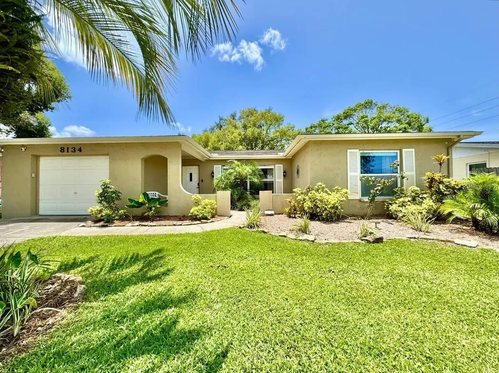 8134 Winthrop Drive Port Richey FL 34668