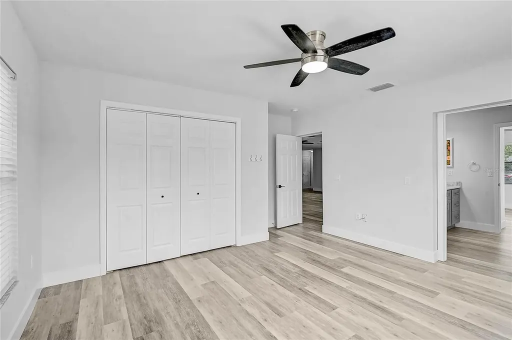 121 Woodingham Drive Venice FL 34292