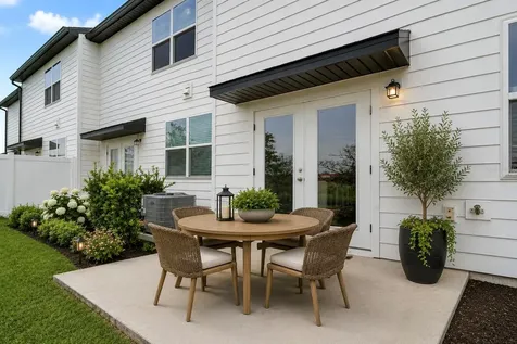 221 Mandovi Street Davenport FL 33837