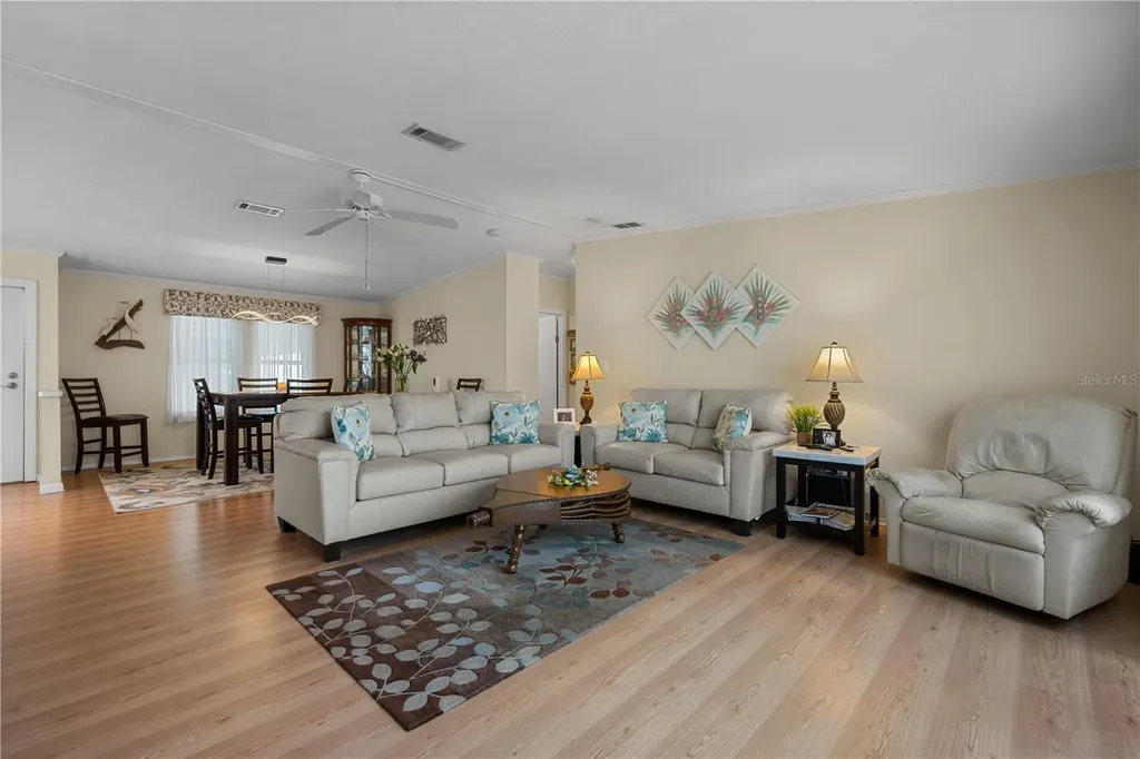 8433 Regal Way Palmetto FL 34221