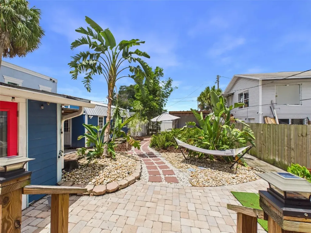 616 15th Street N St Petersburg FL 33705