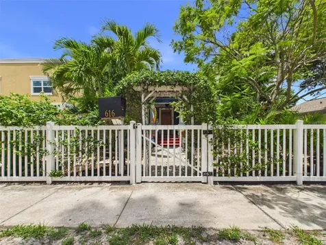 616 15th Street N St Petersburg FL 33705