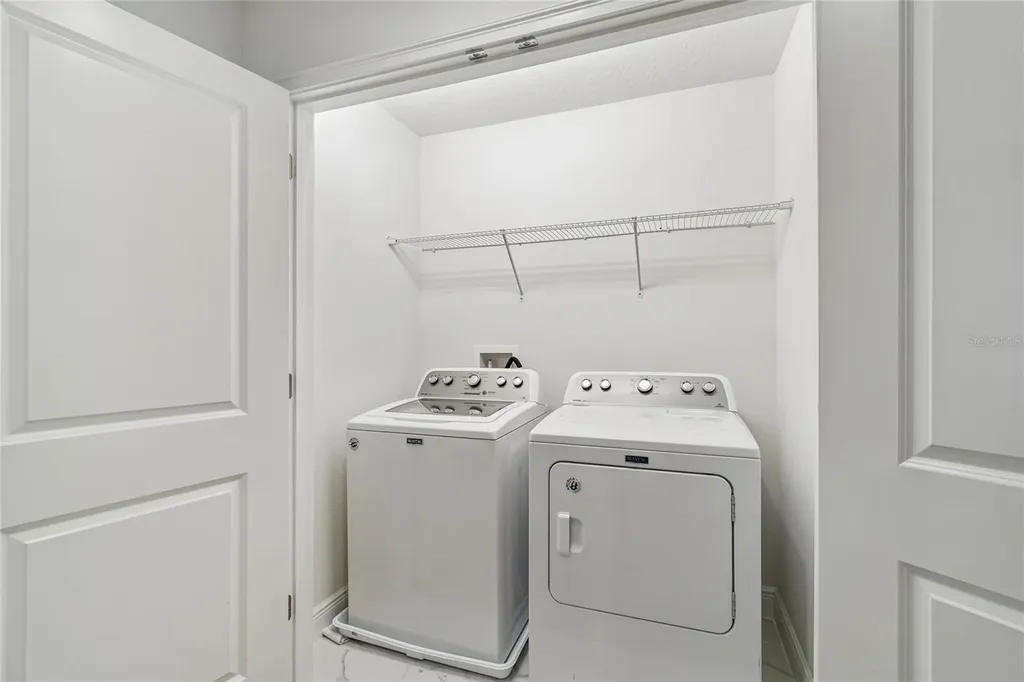 2410 Arch Avenue Oldsmar FL 34677