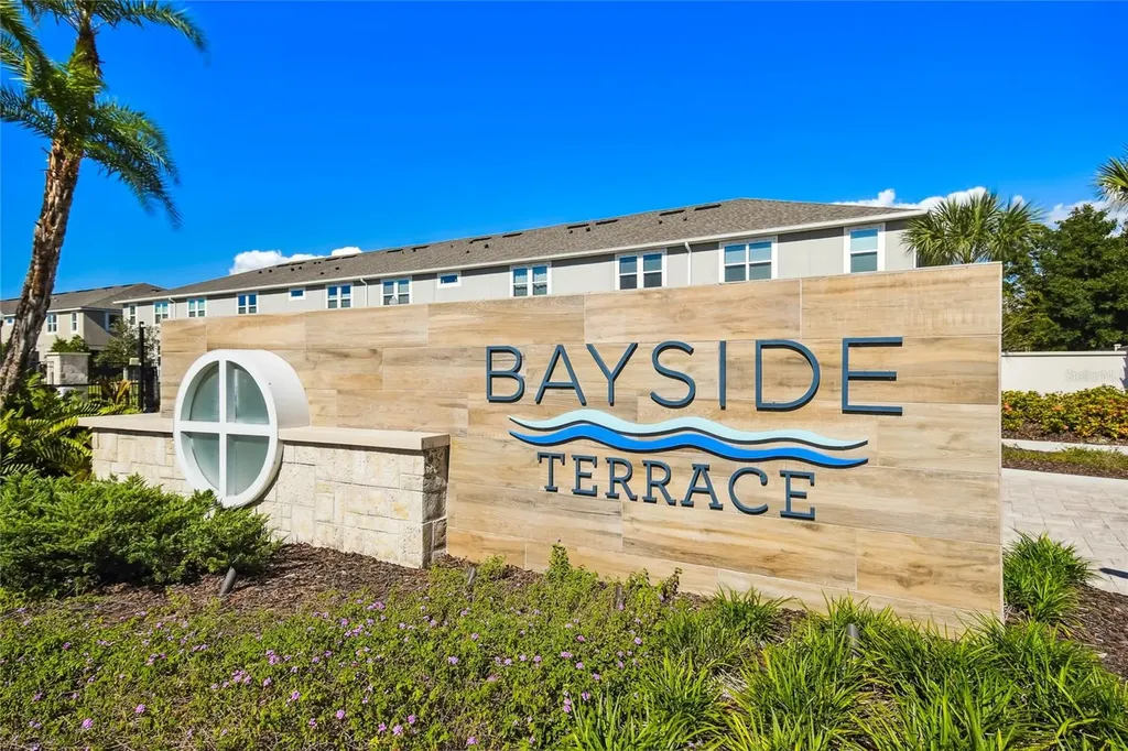 2410 Arch Avenue Oldsmar FL 34677