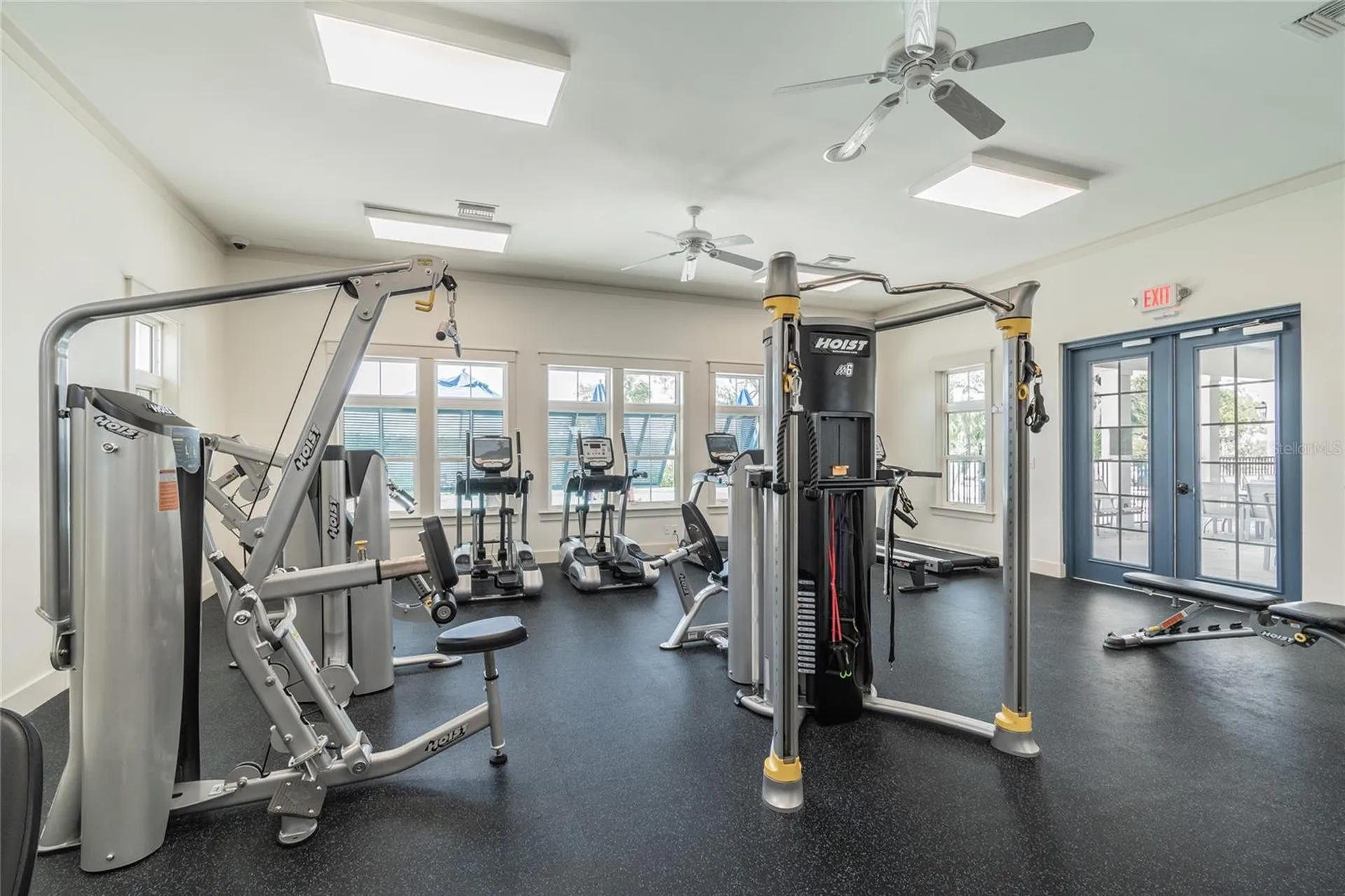 2410 Arch Avenue Oldsmar FL 34677