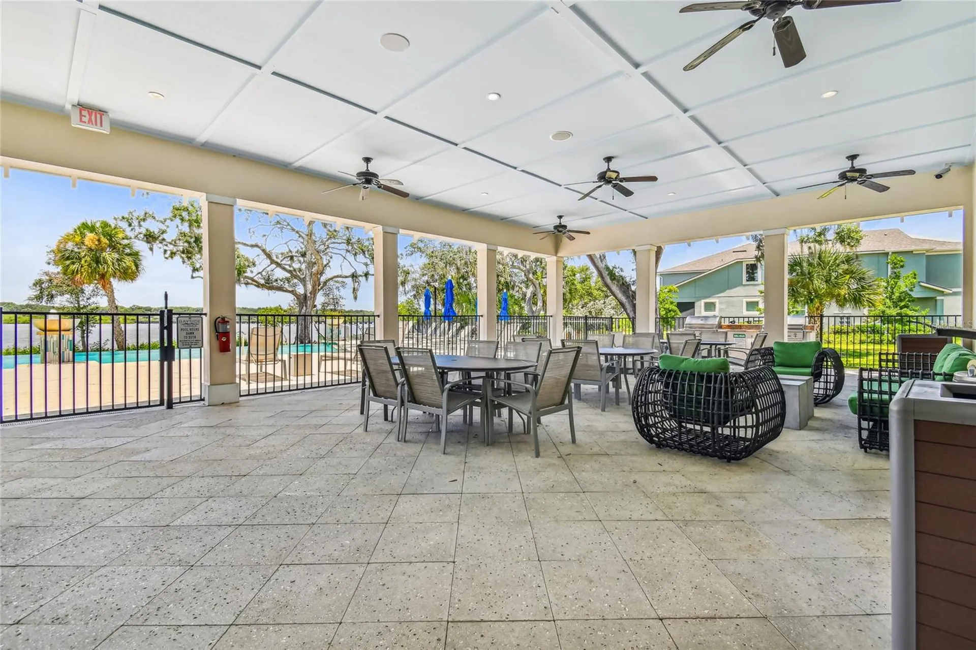 2410 Arch Avenue Oldsmar FL 34677