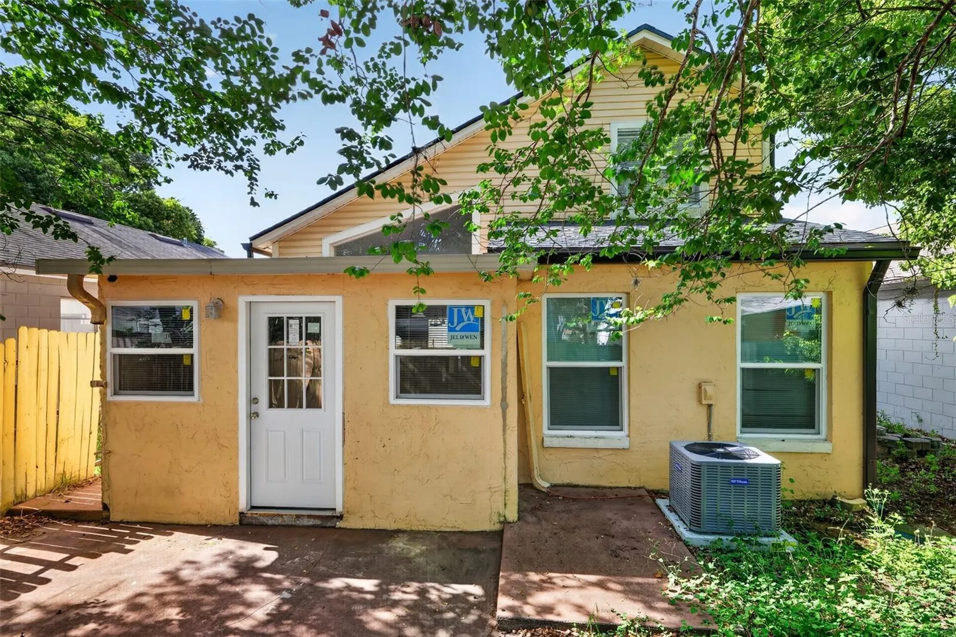 1243 Pin Oak Drive Apopka FL 32703