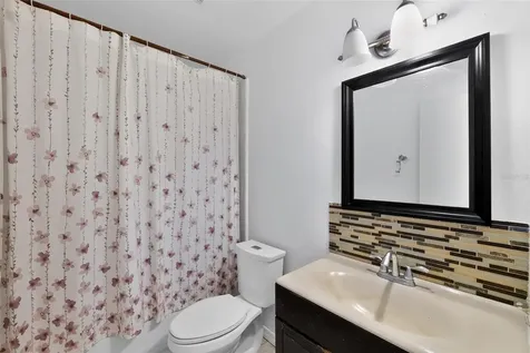 1243 Pin Oak Drive Apopka FL 32703