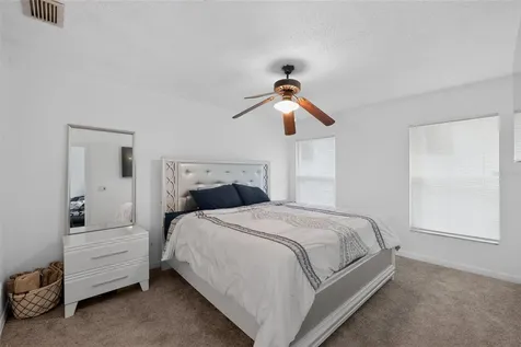 1243 Pin Oak Drive Apopka FL 32703