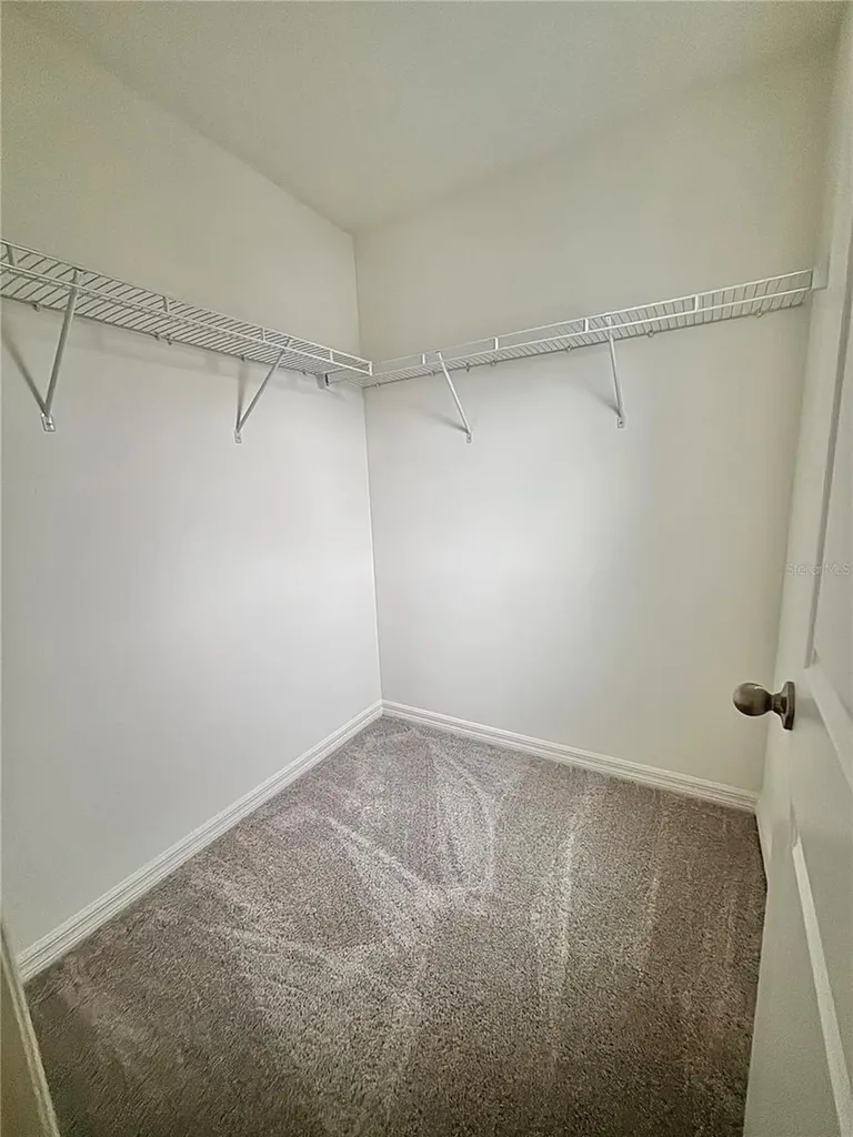 2734 Raindrop Run Street Clermont FL 34714