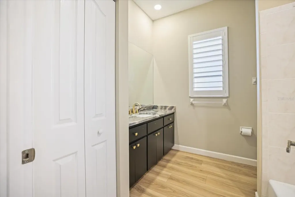 567 Lake Of The Woods Drive Venice FL 34293