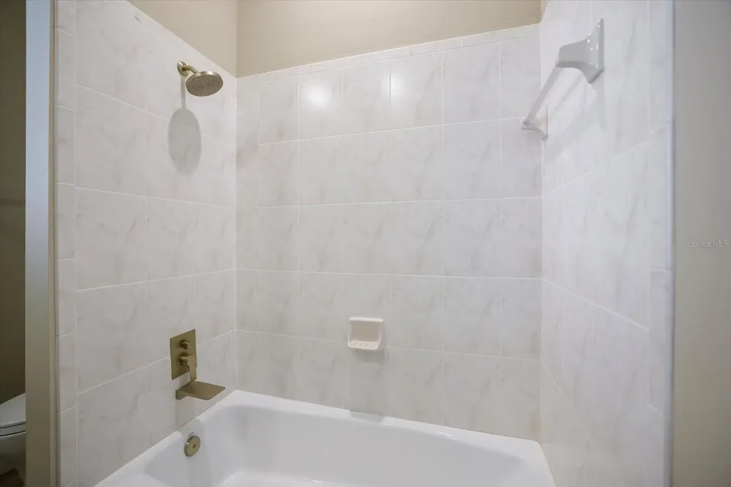 567 Lake Of The Woods Drive Venice FL 34293