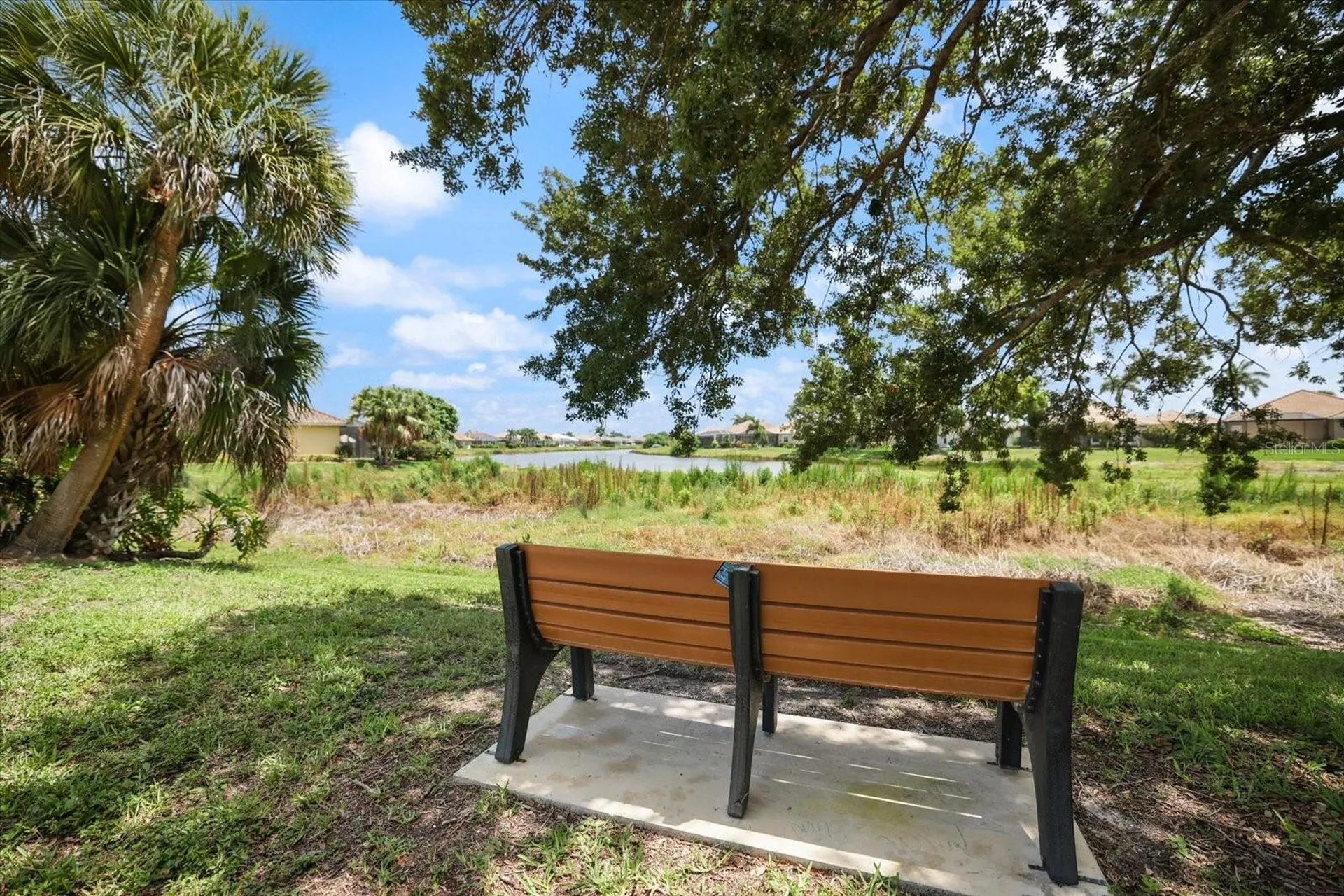 567 Lake Of The Woods Drive Venice FL 34293