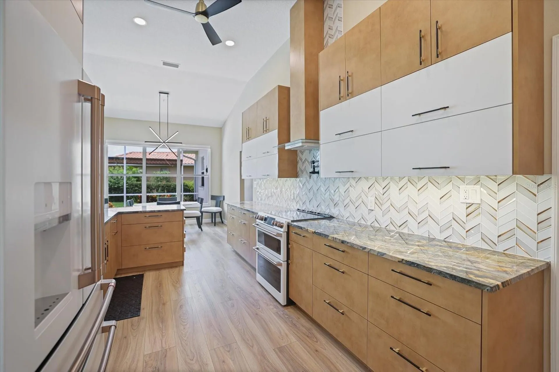 567 Lake Of The Woods Drive Venice FL 34293