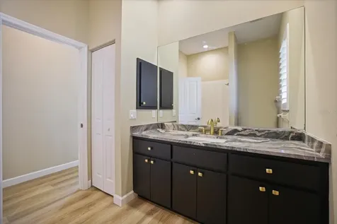 567 Lake Of The Woods Drive Venice FL 34293