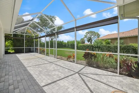 567 Lake Of The Woods Drive Venice FL 34293