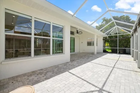 567 Lake Of The Woods Drive Venice FL 34293
