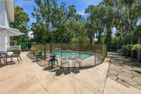 206 E 9th Avenue Mount Dora FL 32757