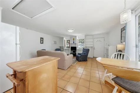 206 E 9th Avenue Mount Dora FL 32757
