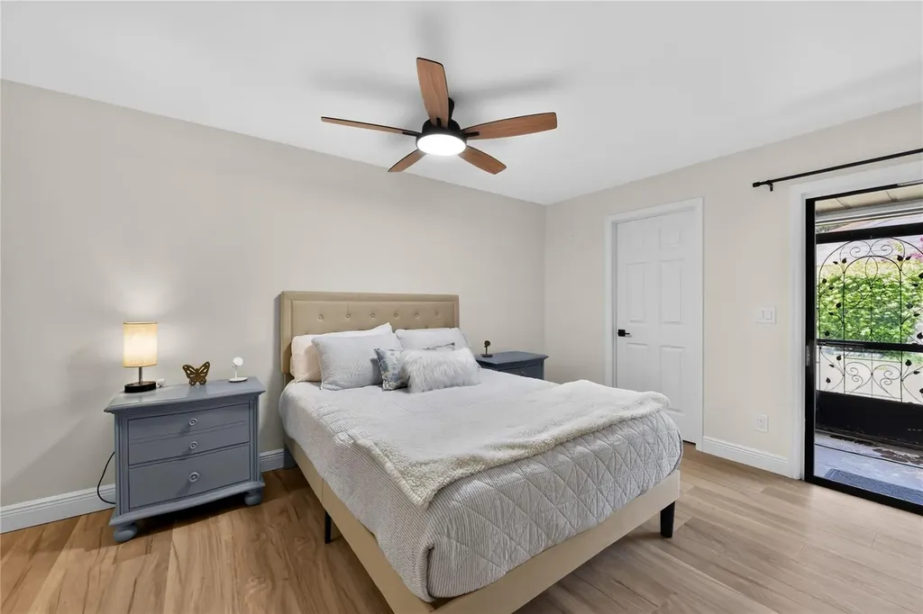 6378 Draw Lane Sarasota FL 34238