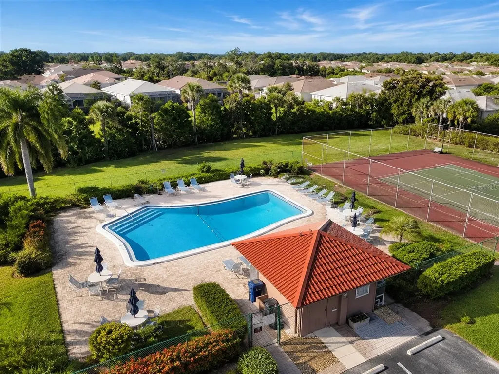 6378 Draw Lane Sarasota FL 34238