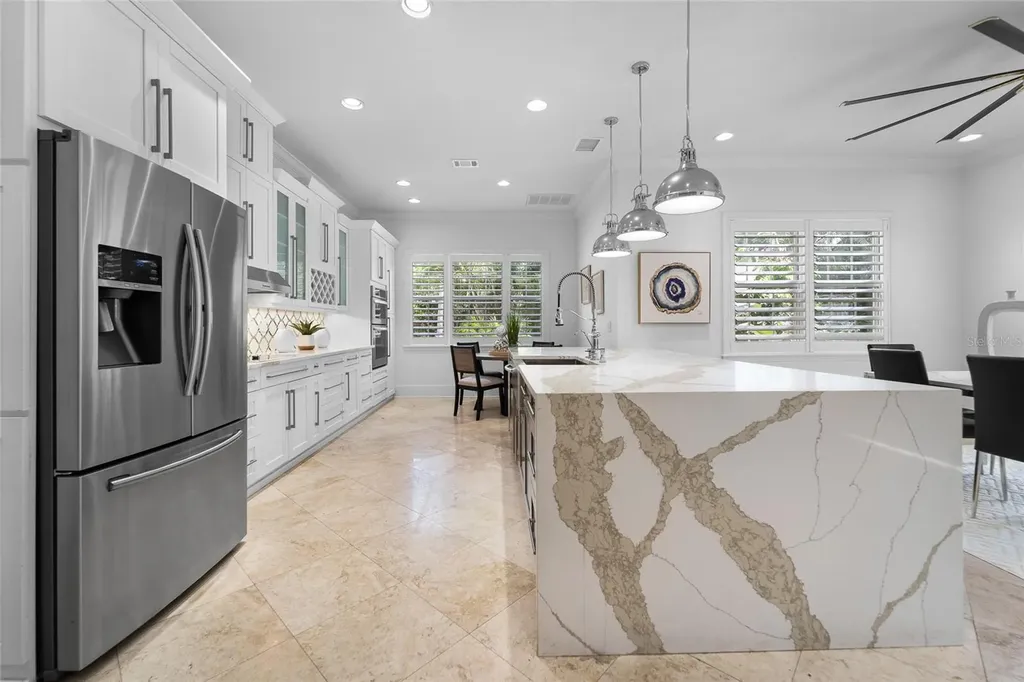 4802 W Beachway Drive Tampa FL 33609