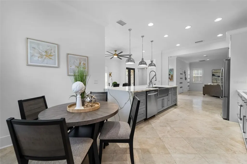 4802 W Beachway Drive Tampa FL 33609