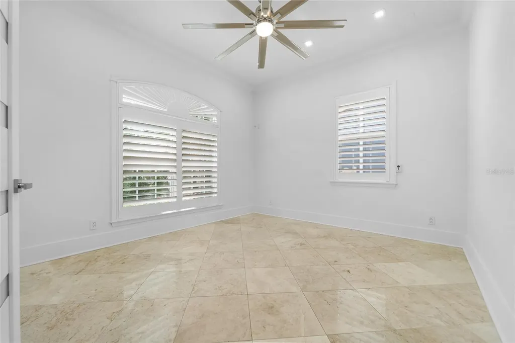 4802 W Beachway Drive Tampa FL 33609