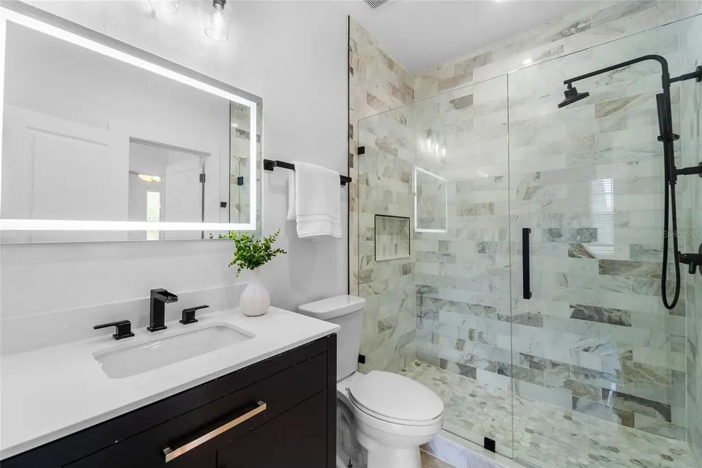 4802 W Beachway Drive Tampa FL 33609