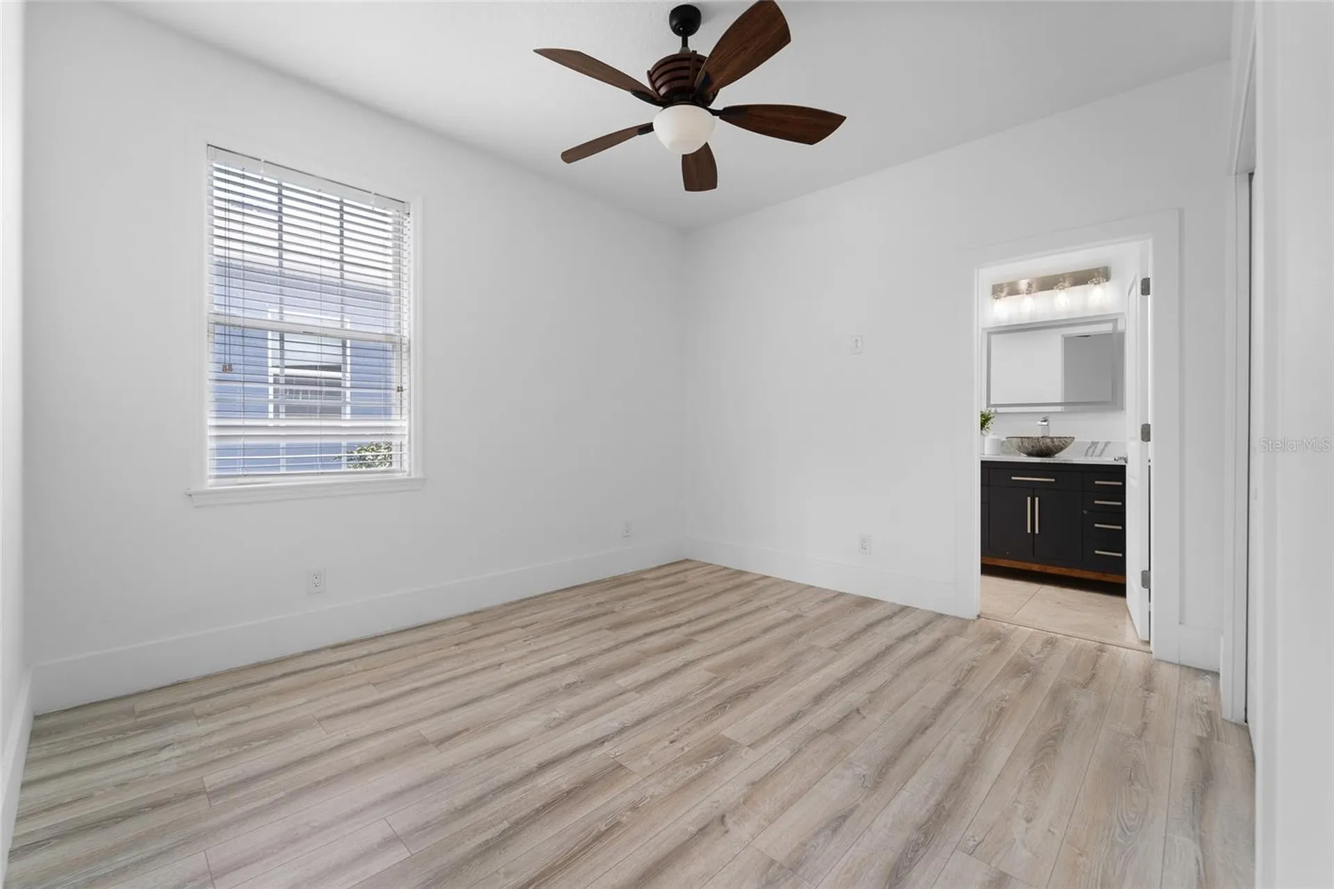 4802 W Beachway Drive Tampa FL 33609