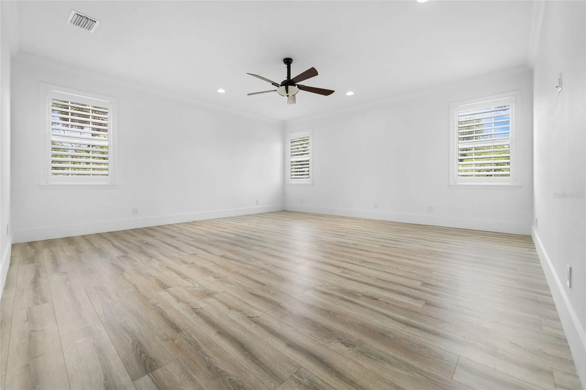 4802 W Beachway Drive Tampa FL 33609