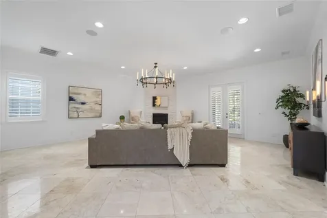 4802 W Beachway Drive Tampa FL 33609