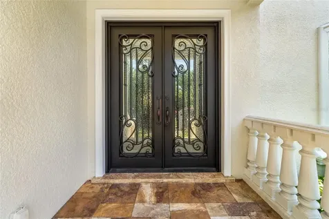 4802 W Beachway Drive Tampa FL 33609